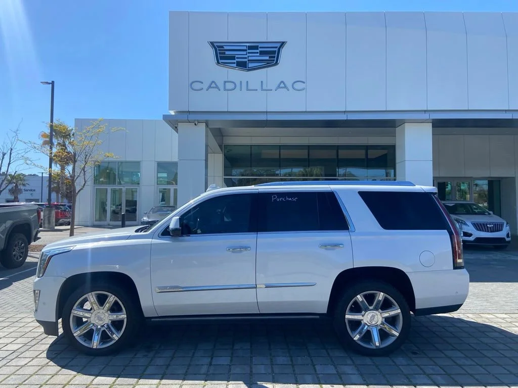 2019 Cadillac Escalade AWD Premium Luxury's photo