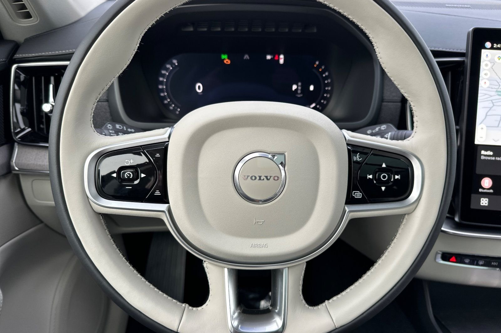 2026 Volvo XC90 Ultra - Photo 24