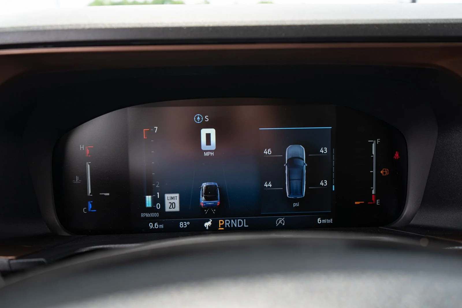 New 2026 Carbonized Gray Metallic Ford Outer Banks® image 28