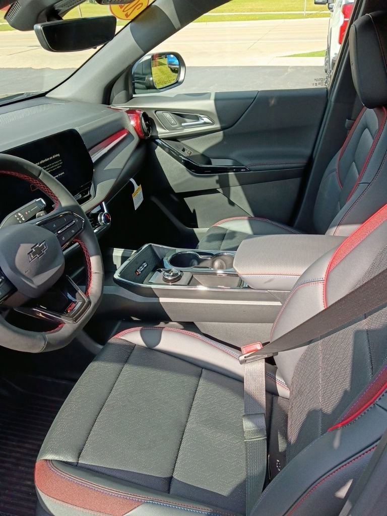 New 2026 Mosaic Black Metallic Chevrolet RS image 13