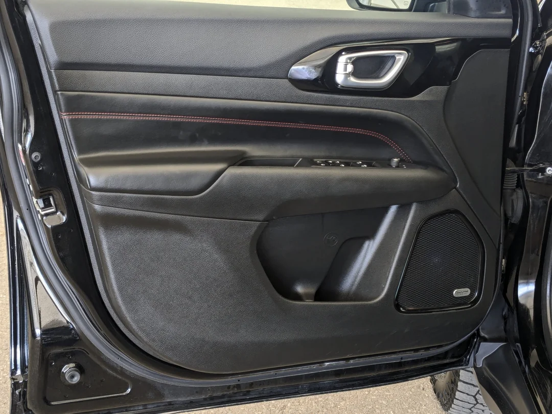 Certified Used 2024 Black Jeep Trailhawk - - 4x4 - Sun & Sound Group - Dual Pane Sunroof - Leather - NAV & More! image 12