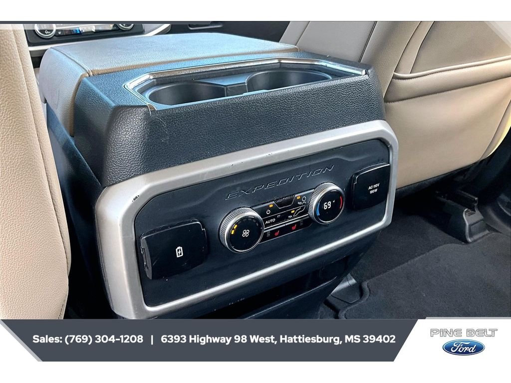 Used 2024 Iconic Silver Metallic Ford Limited image 25