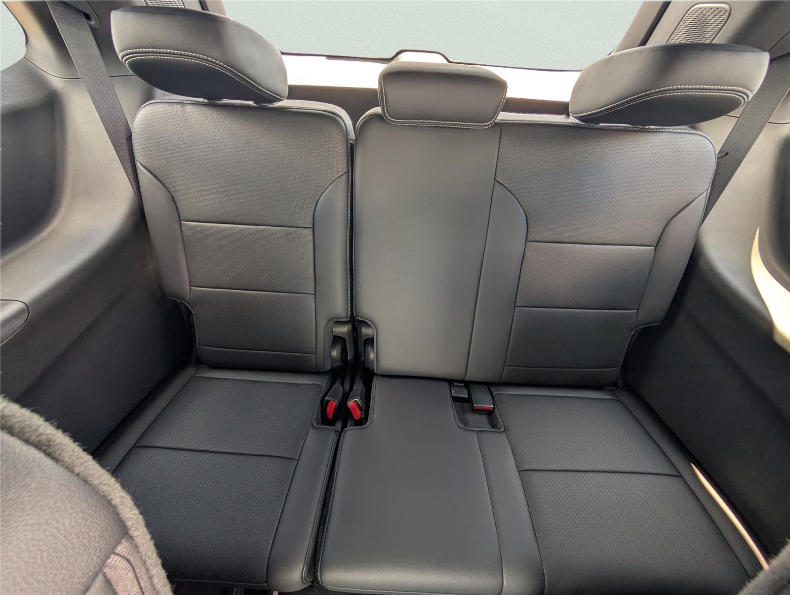 2026 Chevrolet Traverse LT - Photo 27
