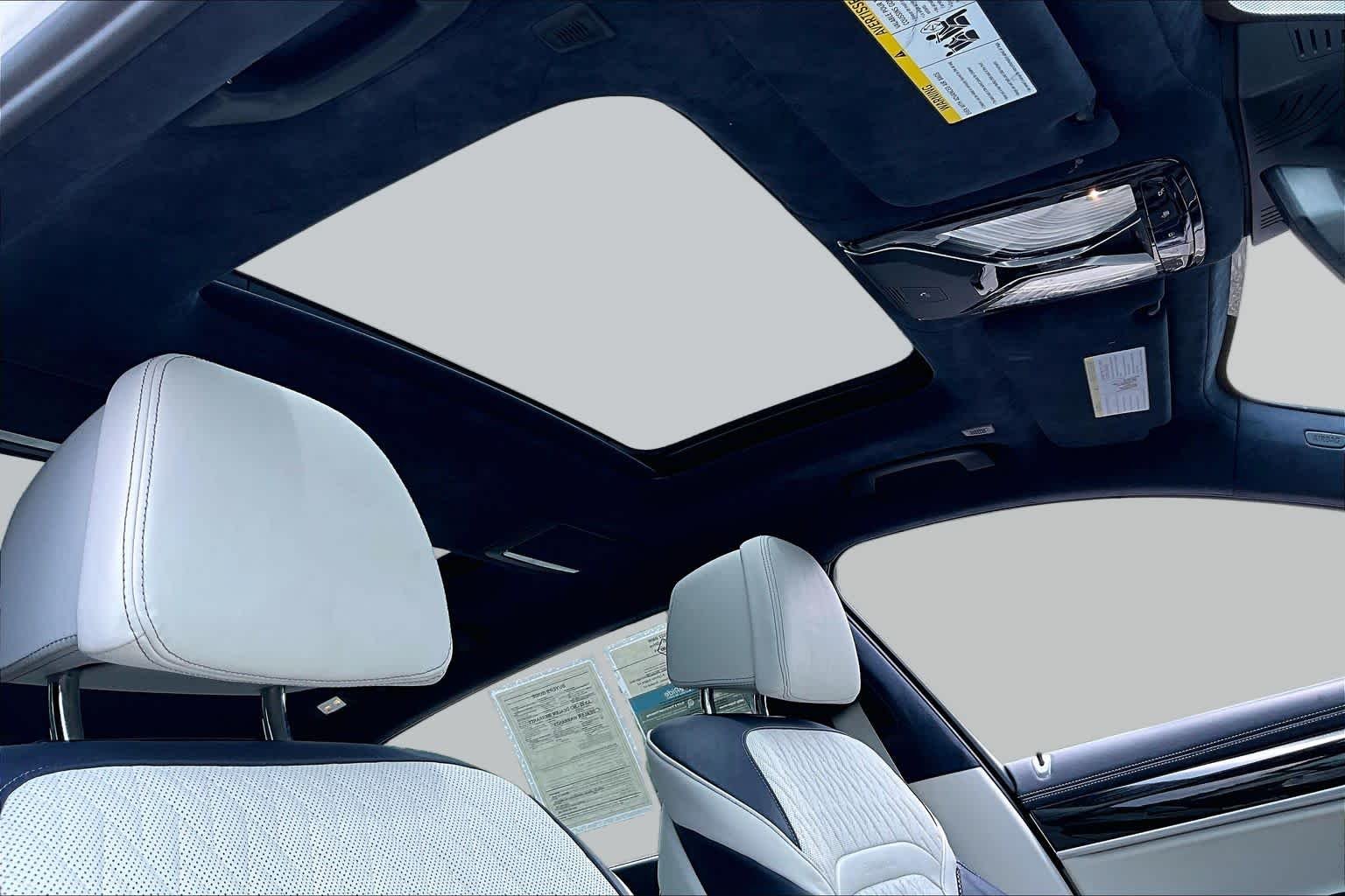 2022 BMW 7 Series 750i - Photo 13