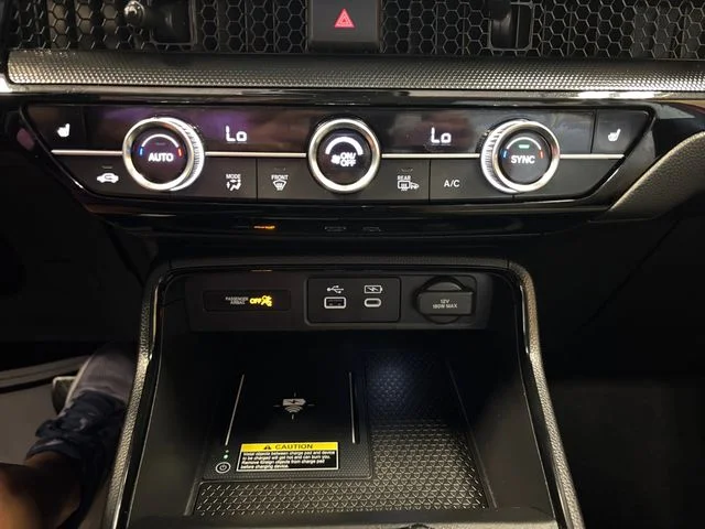 Used 2024 Silver Honda EX-L image 21