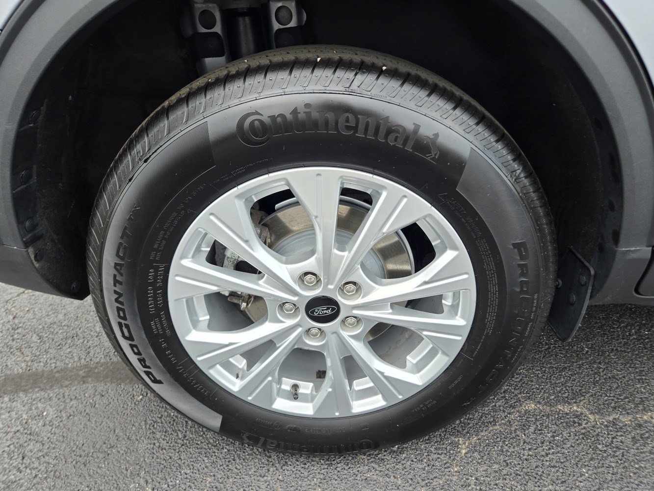 Used 2023  Ford Active image 44
