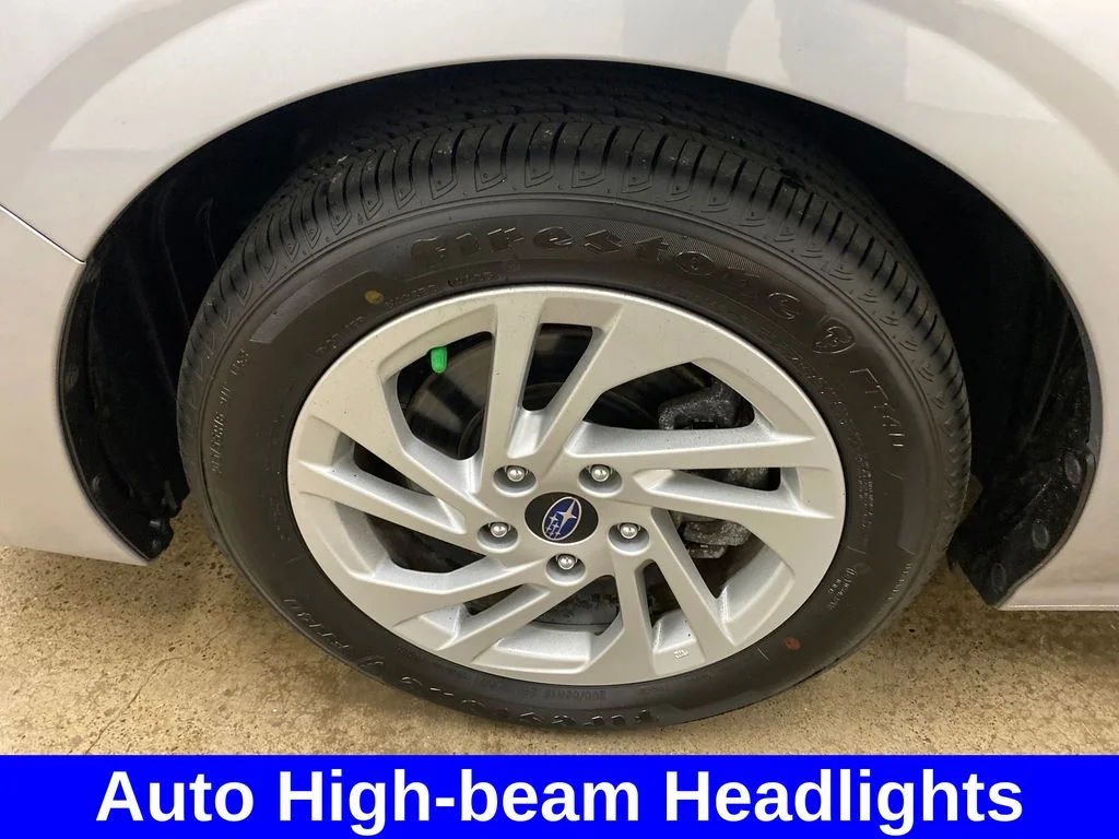 Used 2024 Silver Subaru Base image 15