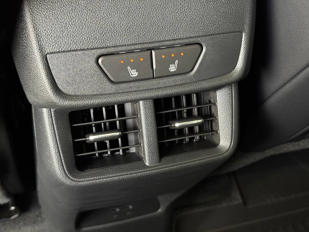 2027 Chevrolet Equinox ACTIV - Photo 25