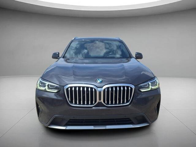 Used 2022 Dark Graphite Metallic BMW sDrive30i image 8