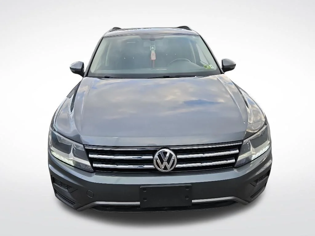 Used 2020 Volkswagen Tiguan SE with VIN 3VV2B7AX2LM039618 for sale in Morgantown, WV