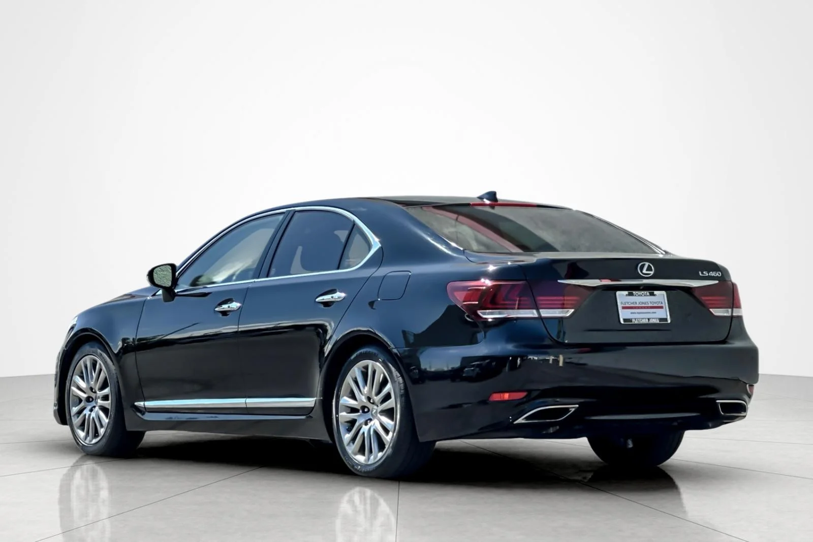 Used 2016 BLACK Lexus  image 3