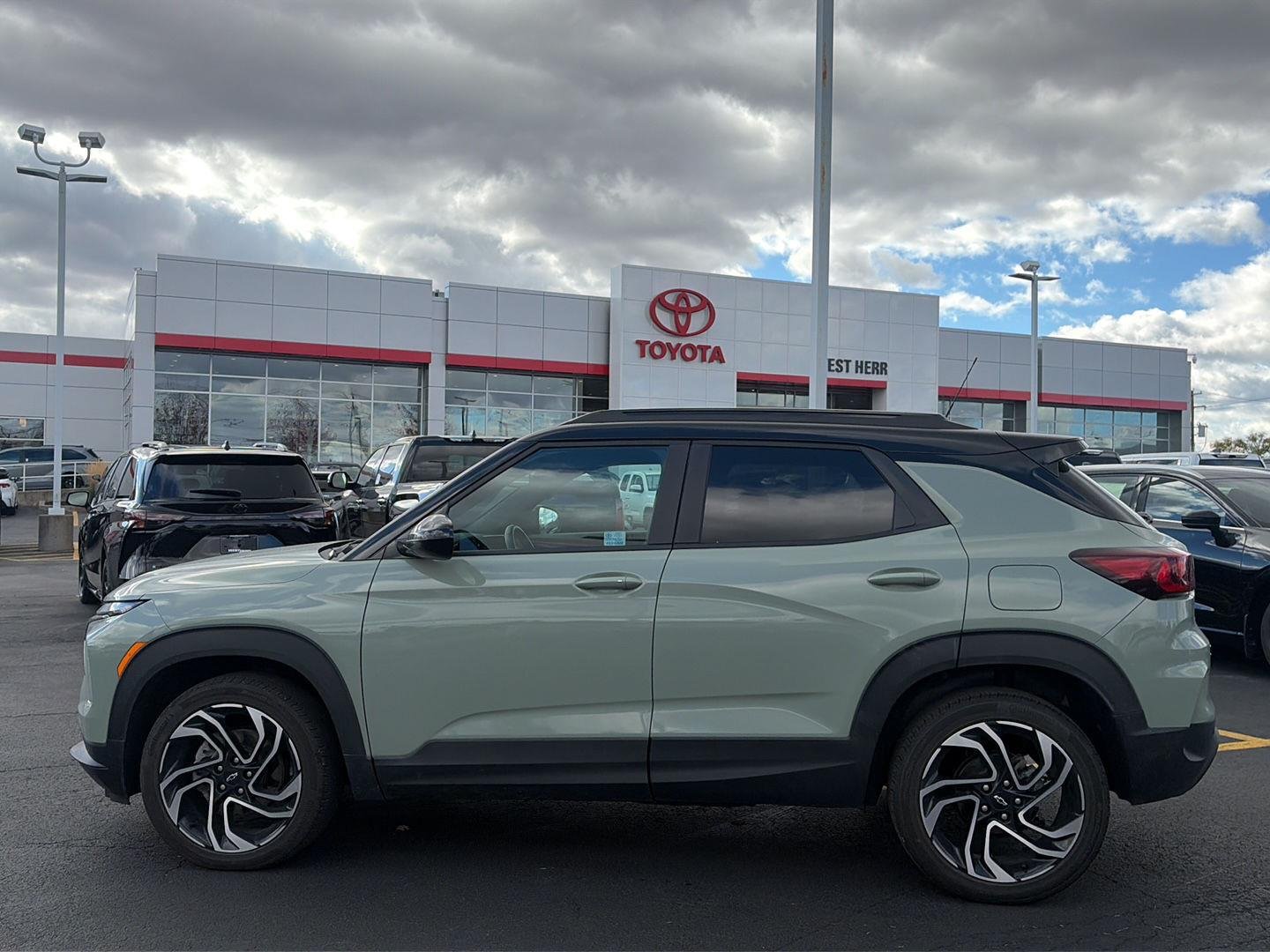 Used 2024 Cacti Green Chevrolet RS image 6