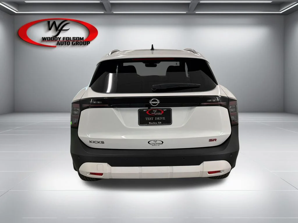 New 2026 White Nissan SR image 7