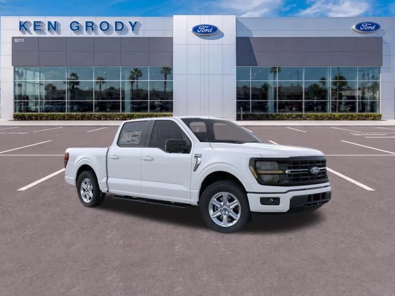 New 2026 Oxford White Ford XLT image 1