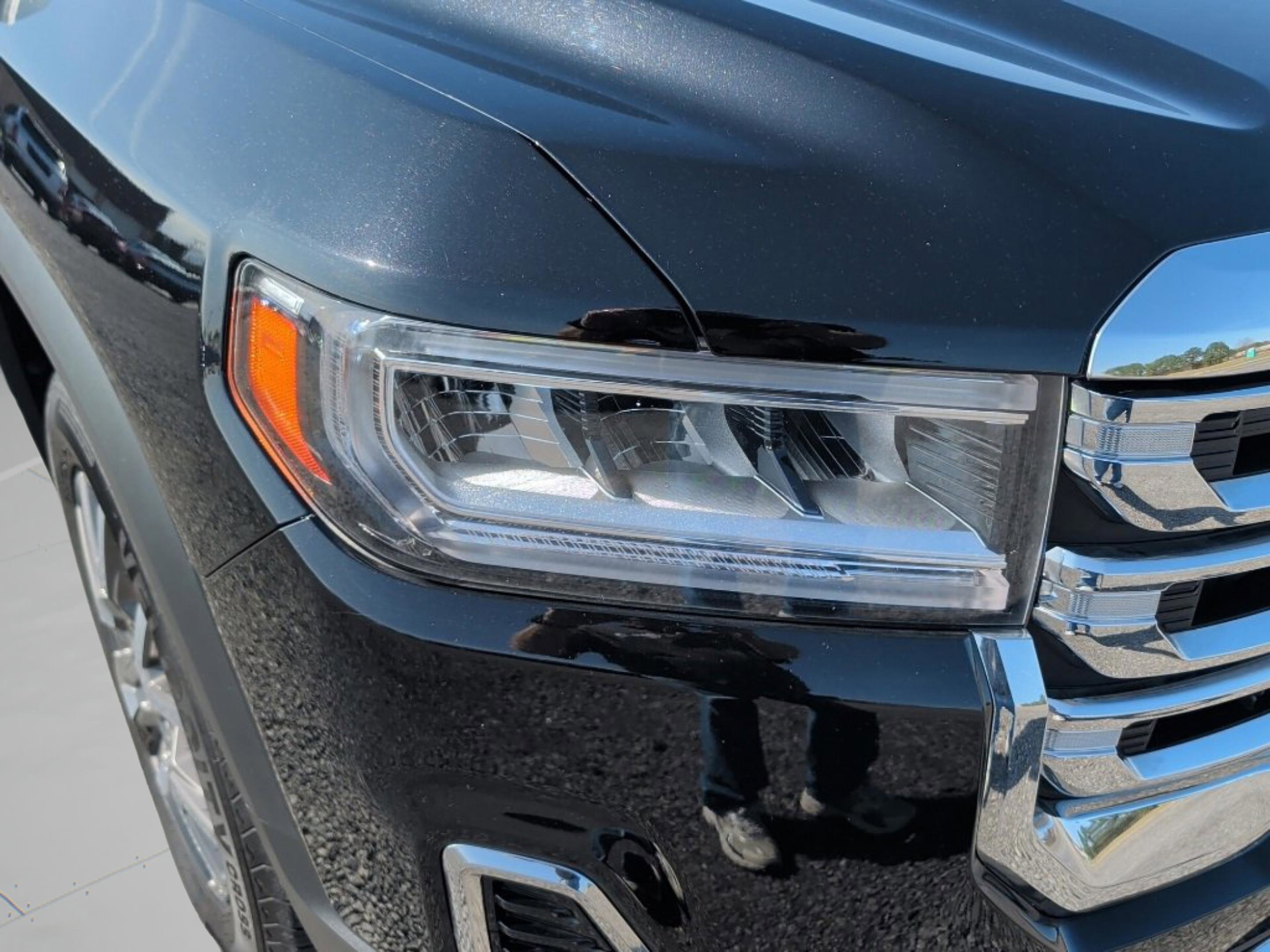 2023 GMC Acadia SLE - Photo 10