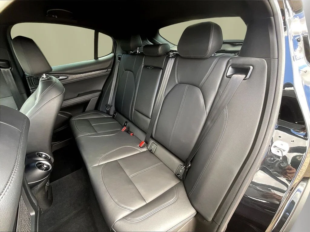 Used 2024 Black Metallic Alfa Romeo Sprint image 22