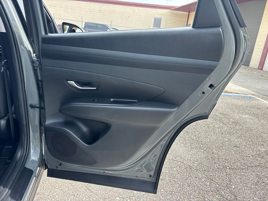 2025 Hyundai Tucson SE - Photo 15