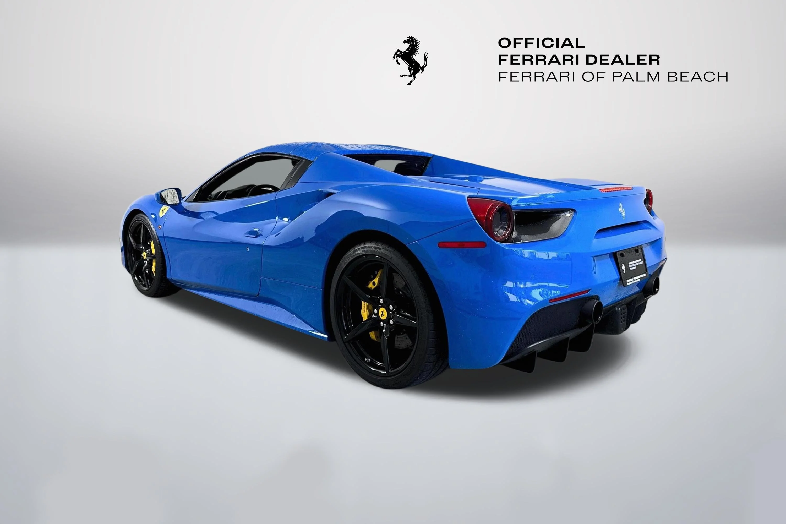 Certified Used 2017 Extra Sample Ferrari Base image 6