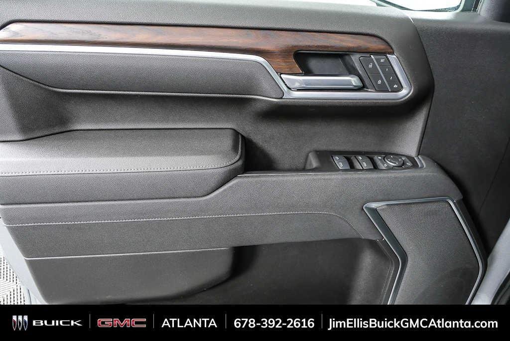 Used 2025 Sterling Metallic GMC SLT image 6