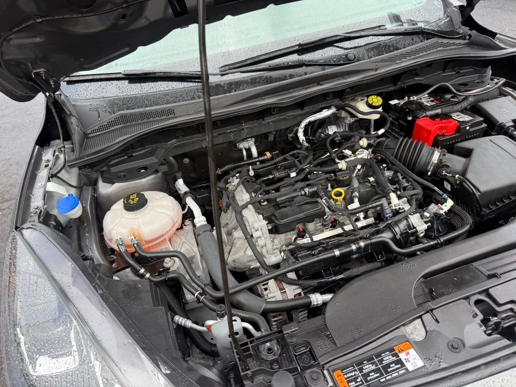 Used 2022 Gray Ford SE image 54