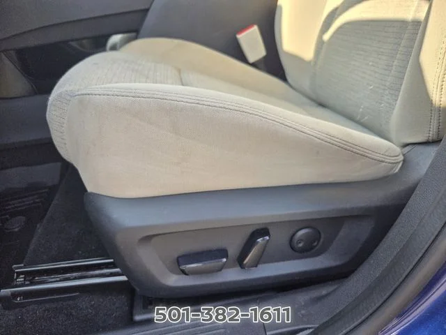 Used 2022 Blue Nissan SV image 10