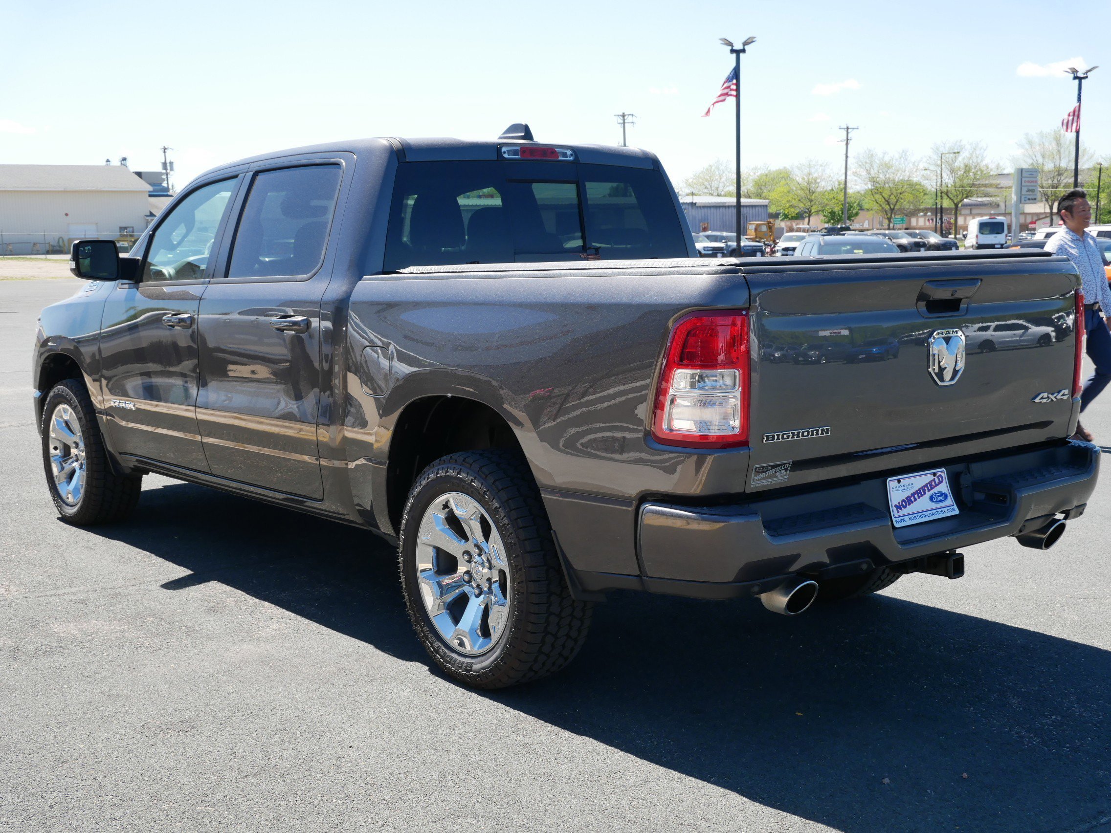 Used 2019 Granite Crystal Metallic Clearcoat Ram Big Horn/Lone Star image 6