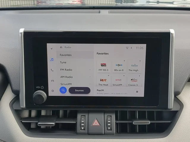 Certified Used 2023  Toyota XLE Premium image 20