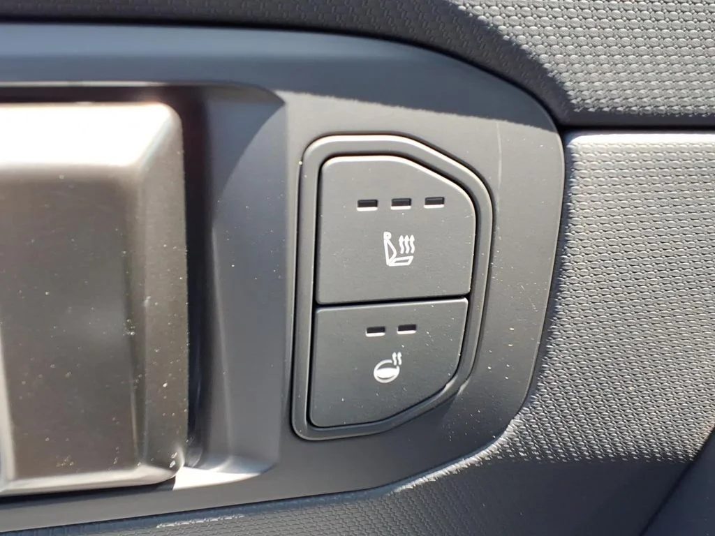 New 2027 Brown Kia X-Line S image 14