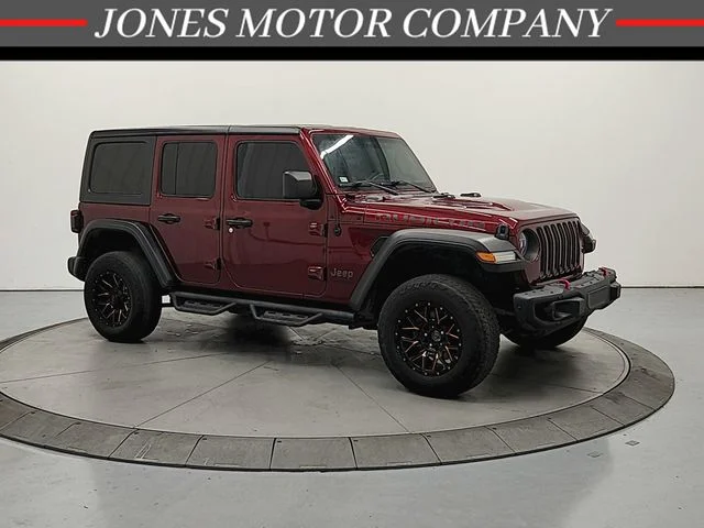 Used 2021  Jeep Unlimited Rubicon image 1