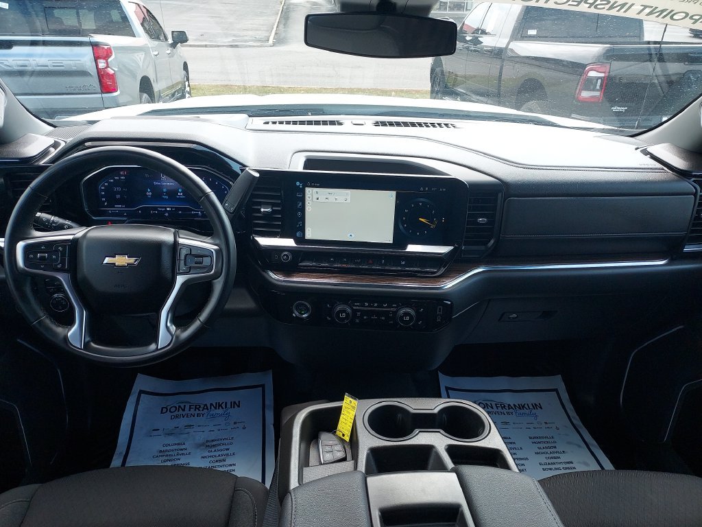 Used 2024 White Chevrolet LT image 17