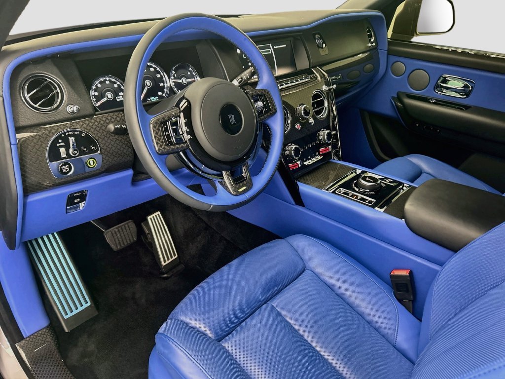 Used 2024 Stone Gray Rolls-Royce Black Badge image 9