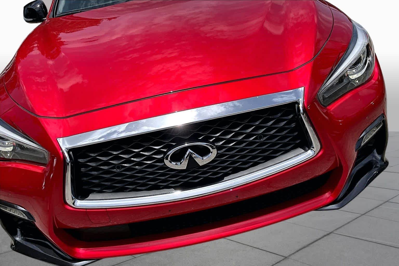 Used 2018 Dynamic Sunstone Red INFINITI RED SPORT 400 image 29