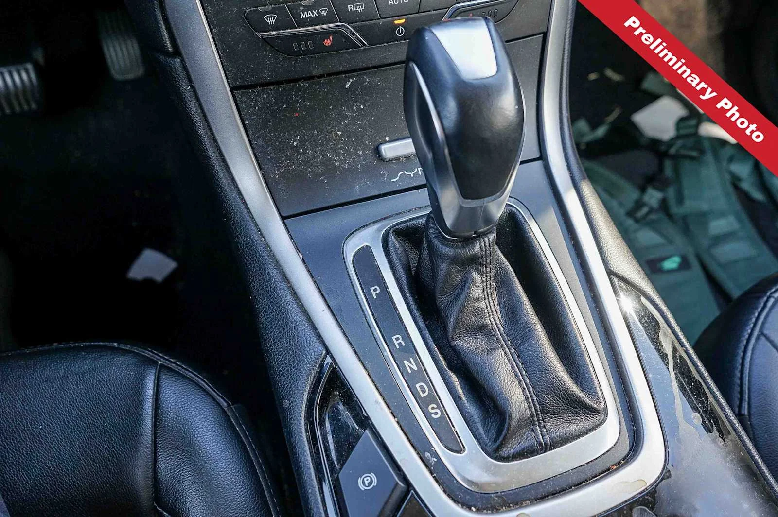 Used 2016 White Platinum Metallic Tri-Coat Ford SEL image 14