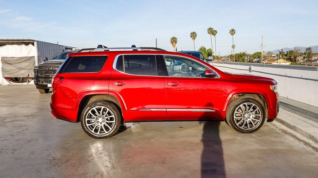 Used 2023 Red GMC Denali image 13