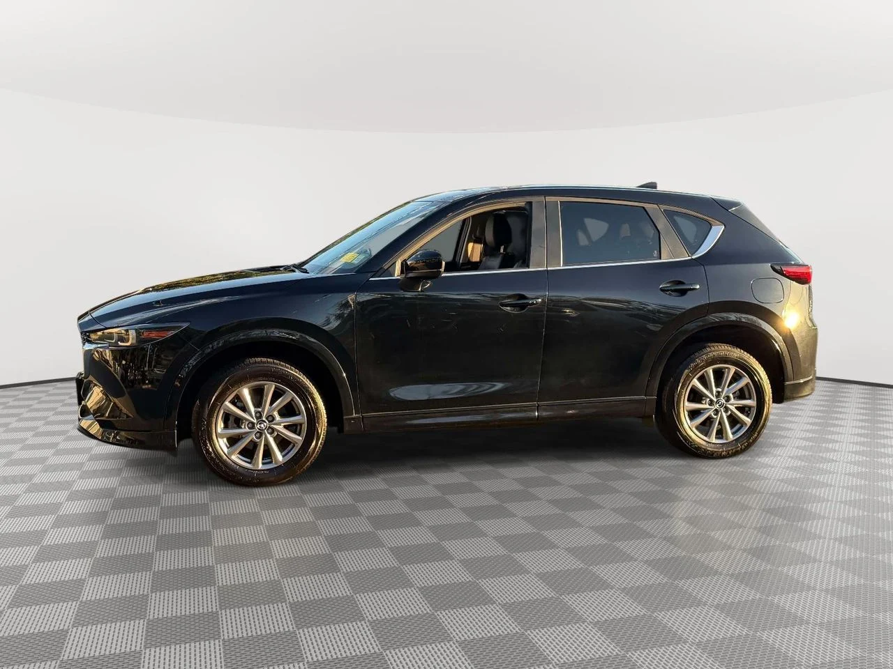 Used 2024 Jet Black Mazda 2.5 S Preferred image 5