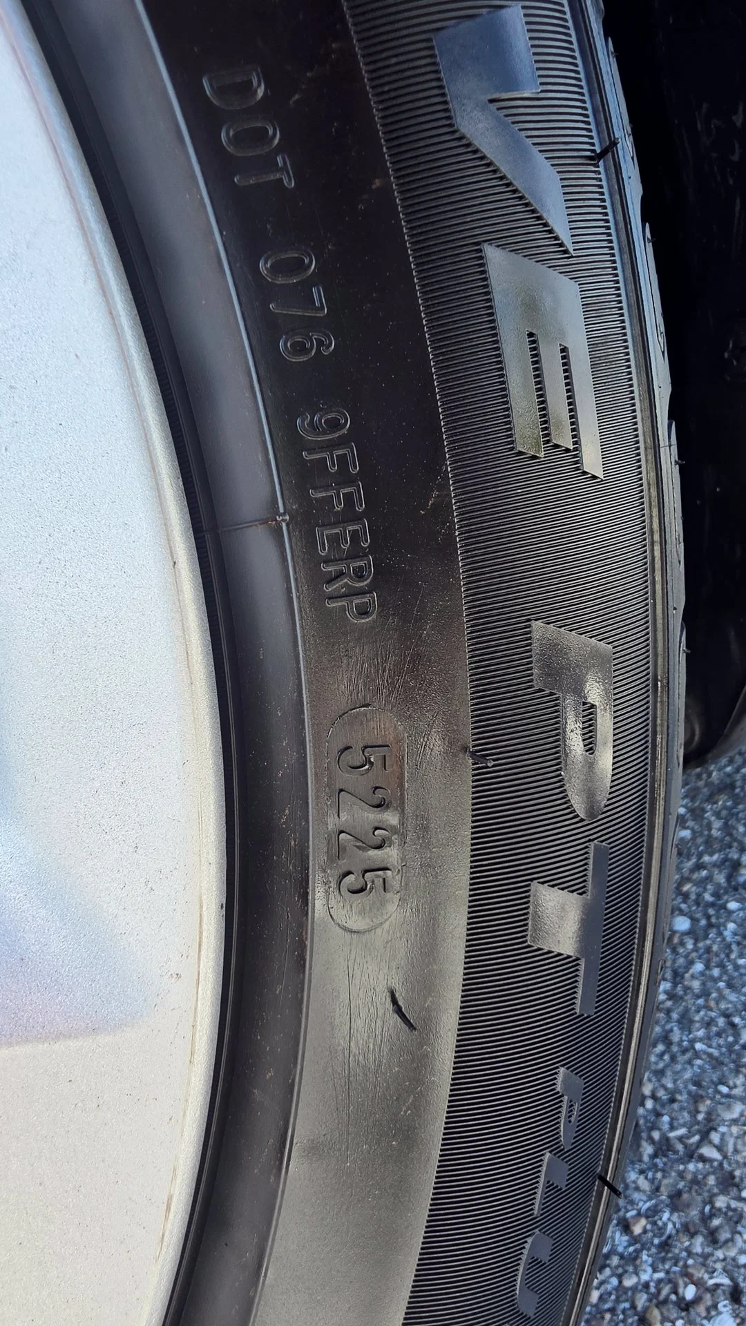 Used 2008 Gray Metallic Toyota SLE image 10