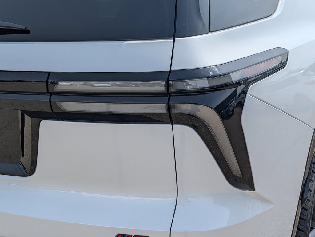 2024 Chevrolet Traverse RS - Photo 17