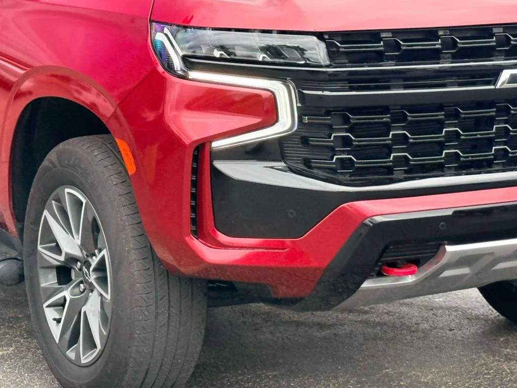 Used 2024 Red Chevrolet Z71 image 4