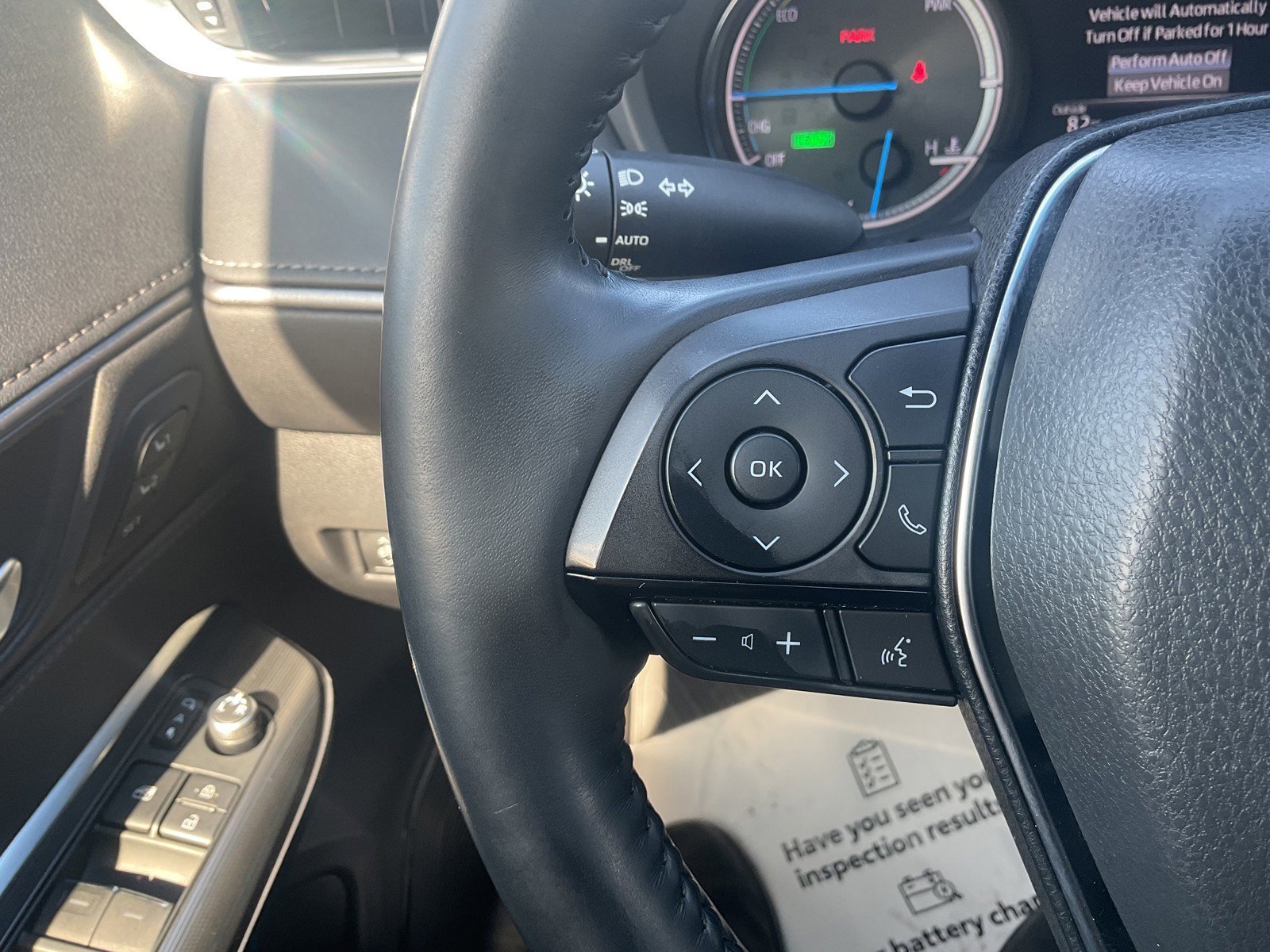 Used 2021 Titanium Toyota XLE image 21