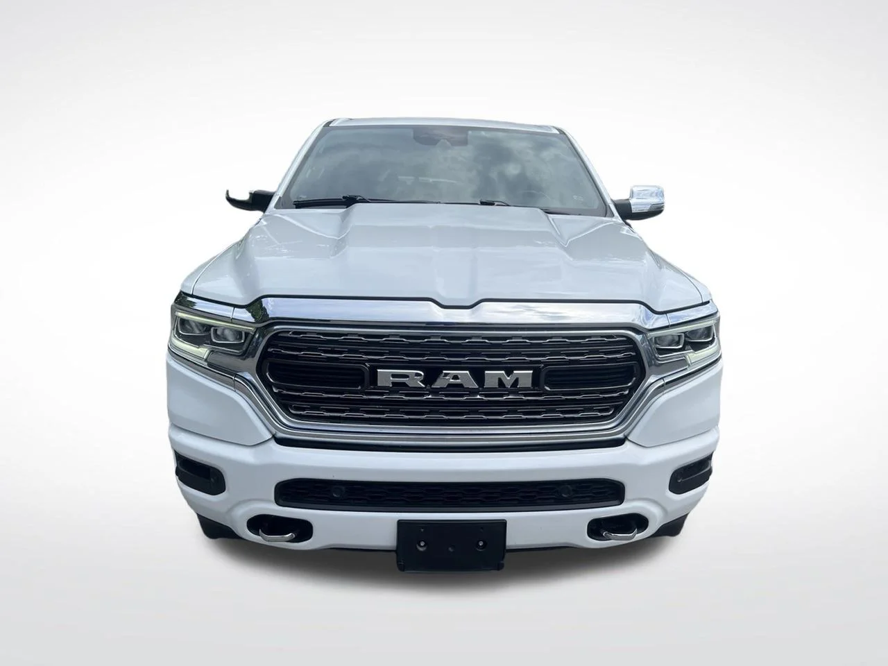 Used 2023 White Ram Limited image 8