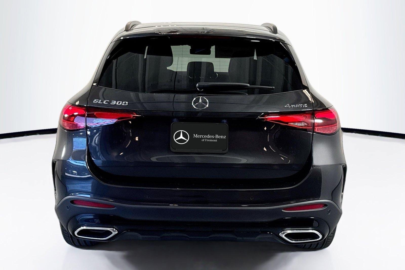 New 2026 Graphite Grey Metallic Mercedes-Benz GLC 300 image 6
