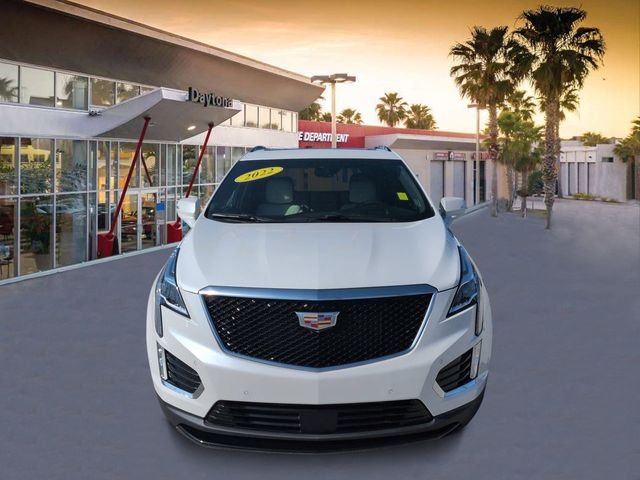 Used 2022 White Cadillac Sport image 8