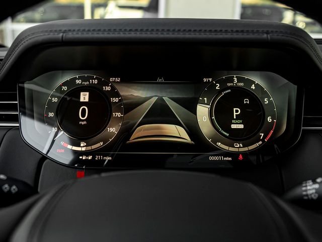 New 2026 Fuji White Land Rover SE image 17