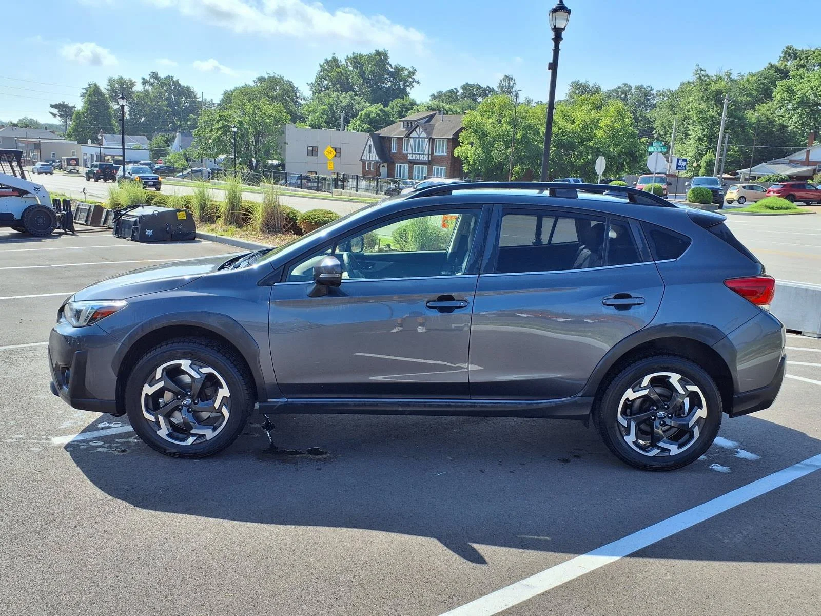 Used 2021 Magnetite Gray Metallic Subaru Limited image 26
