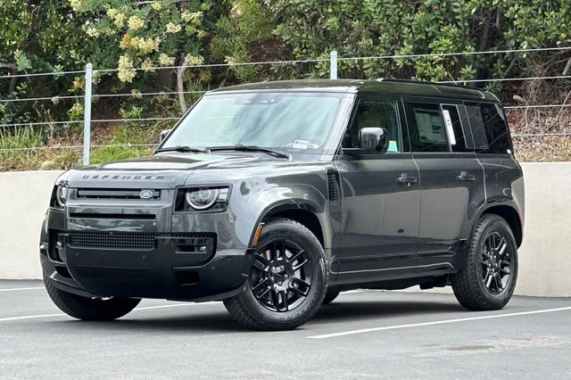 New 2026 Carpathian Grey Land Rover X-Dynamic SE image 1