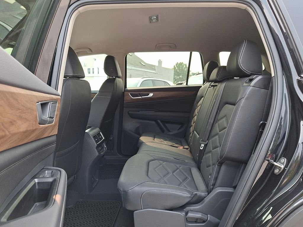 New 2026 Black Volkswagen 2.0T SE image 7