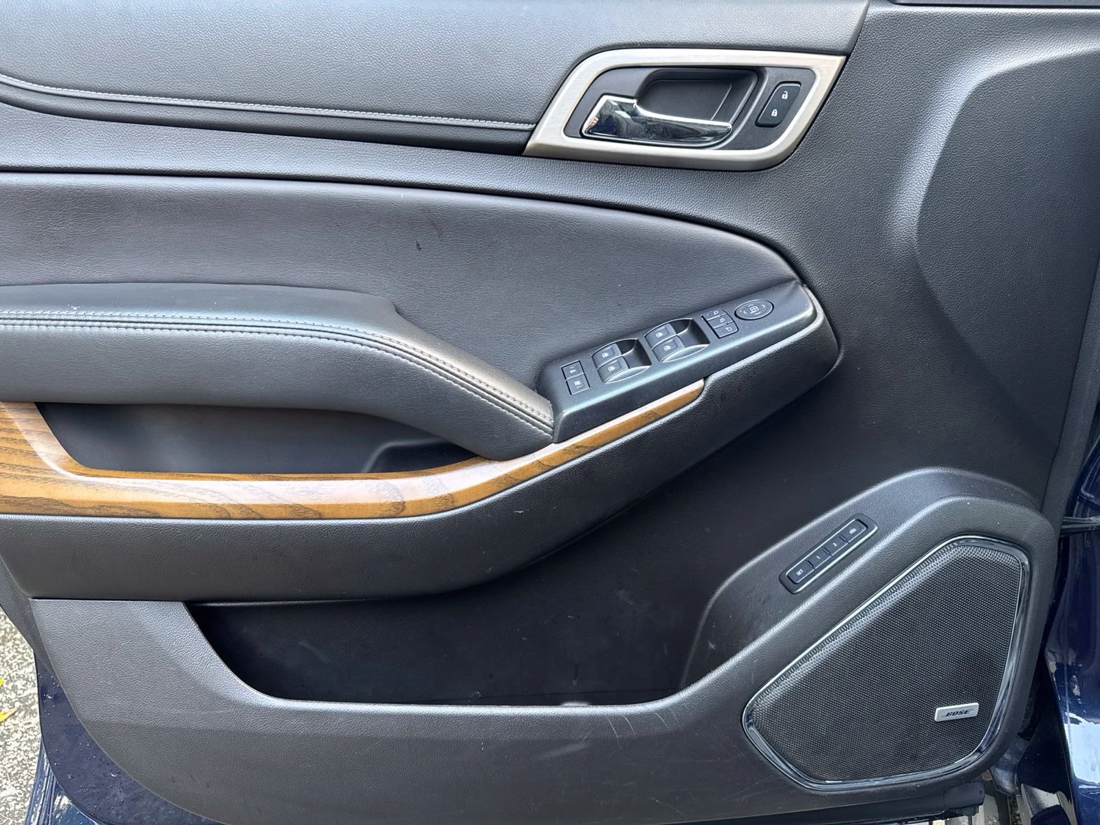 Used 2020 Dark Sapphire Blue GMC Denali image 23