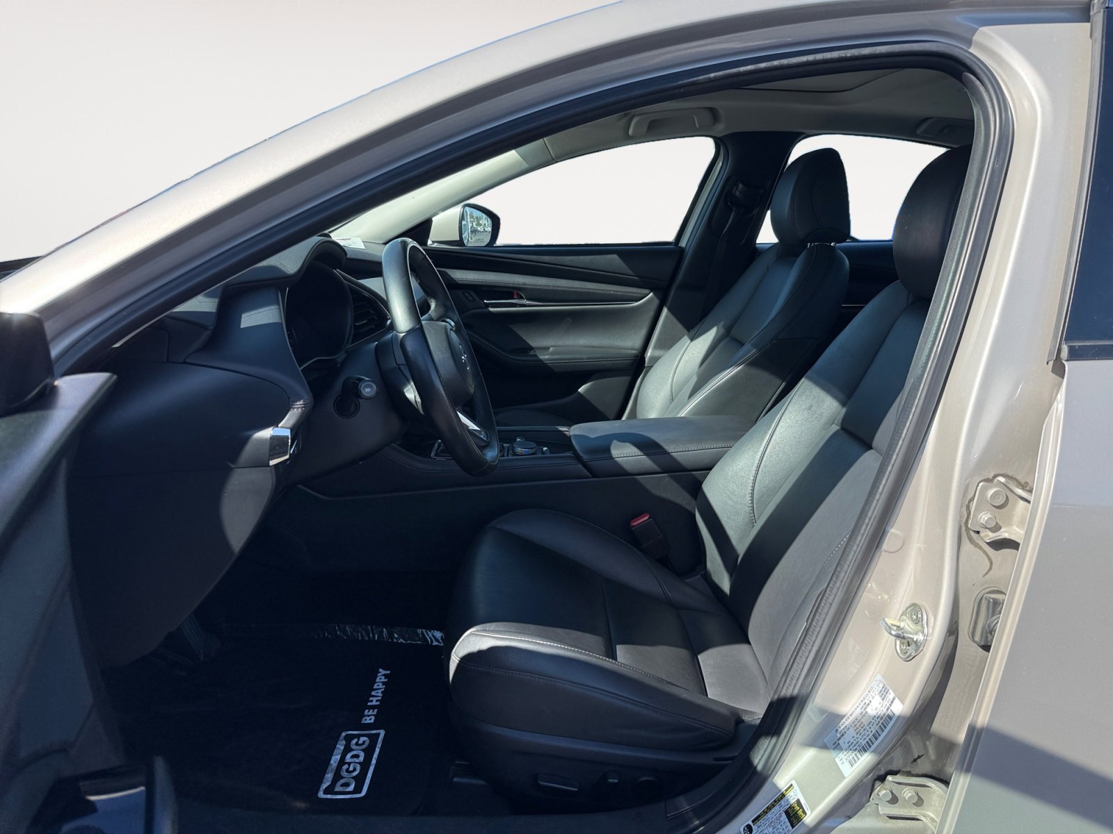 Used 2024 Quartz Metallic Mazda 2.5 S Preferred Package image 10