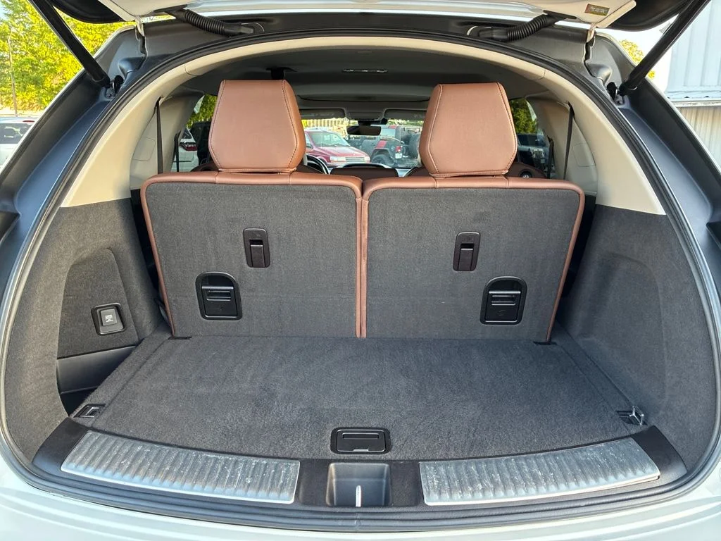 Used 2020  Acura Technology image 18