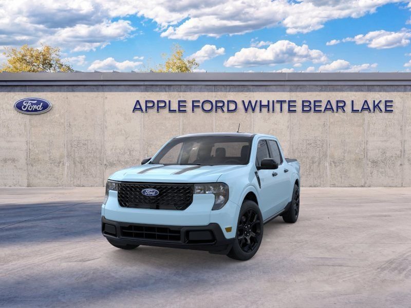 New 2026 White Ford XLT image 2